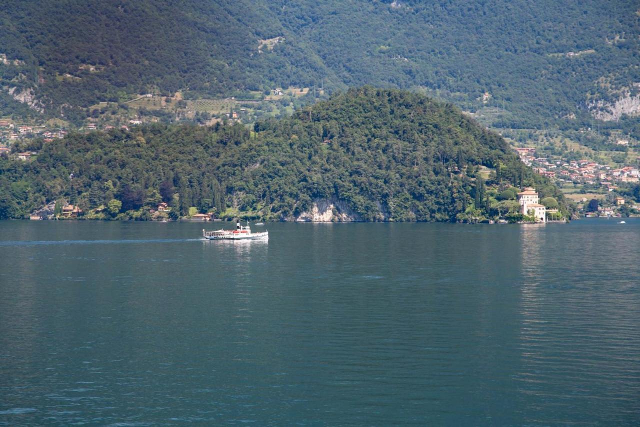 La Terrazza Sul Lago Lezzeno Exterior photo
